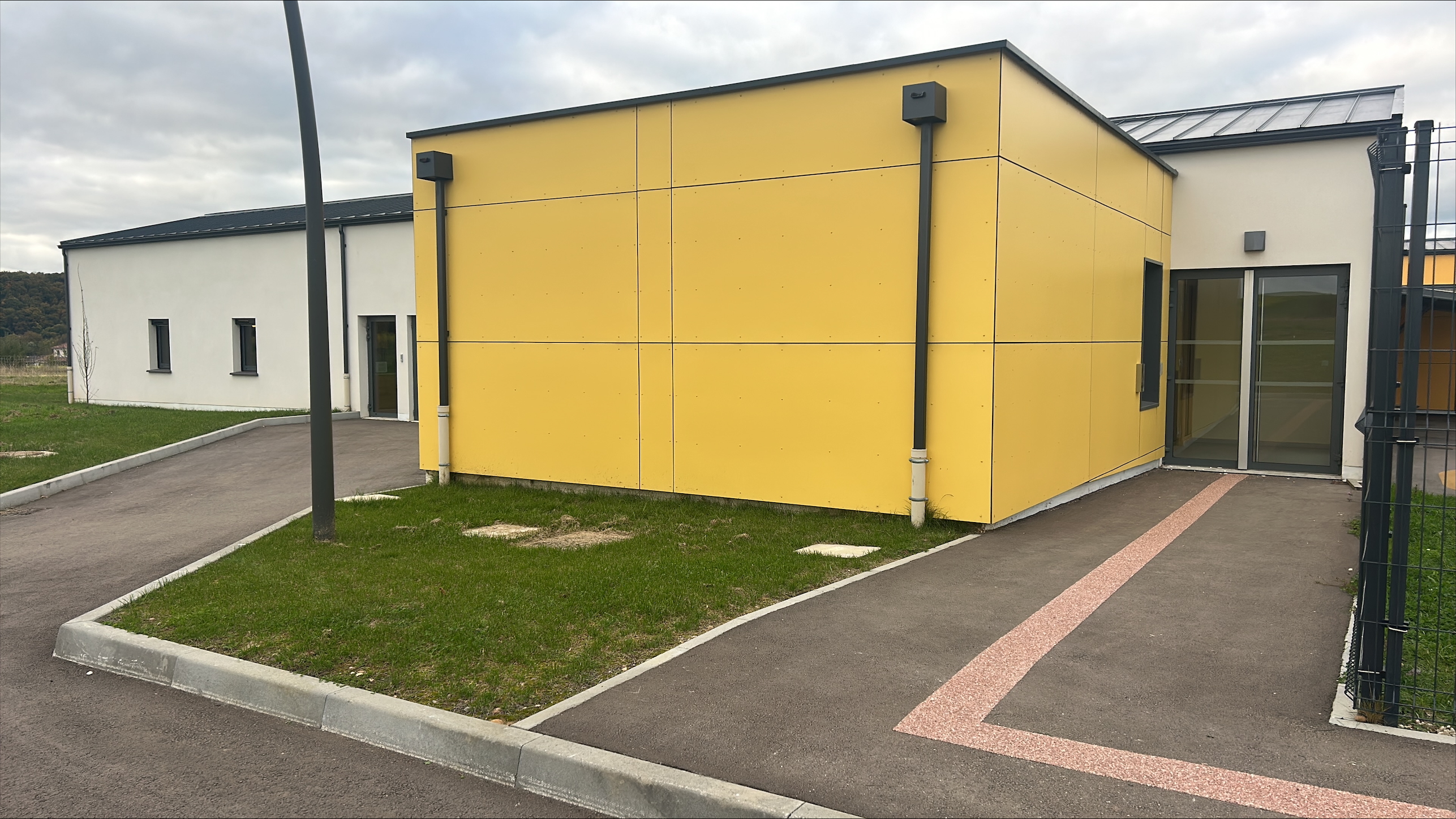 petits filous crèche sivry alys